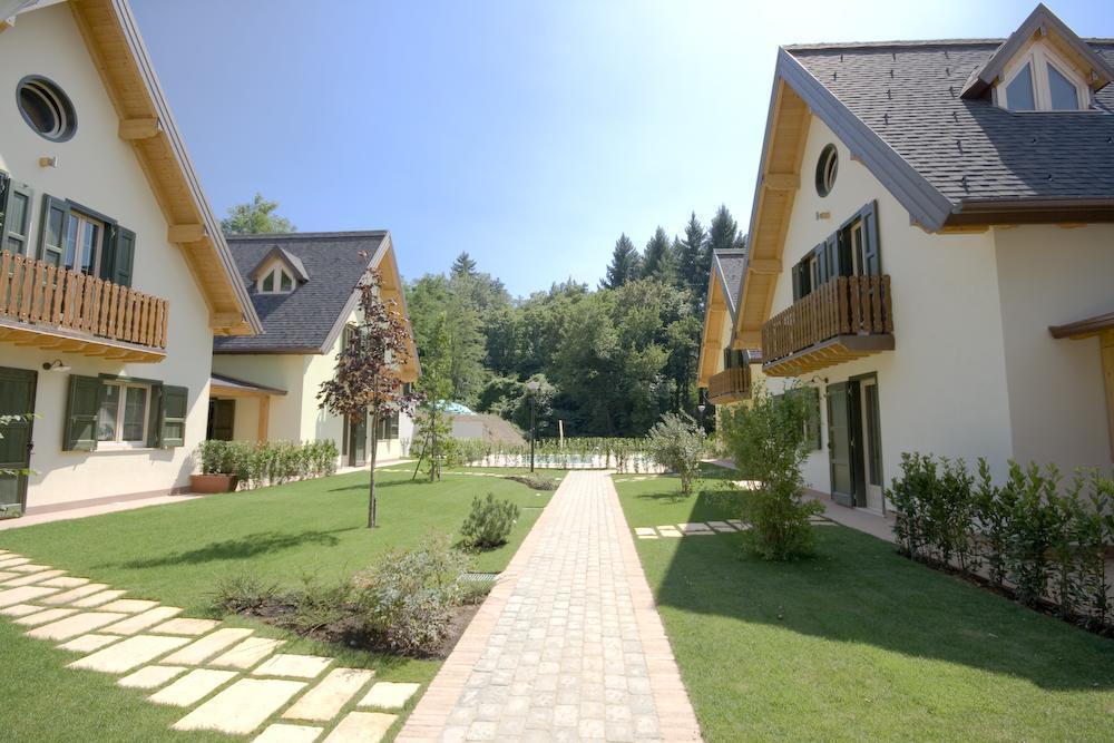 Case Vacanza Orchidea Coreglia Antelminelli Rom bilde