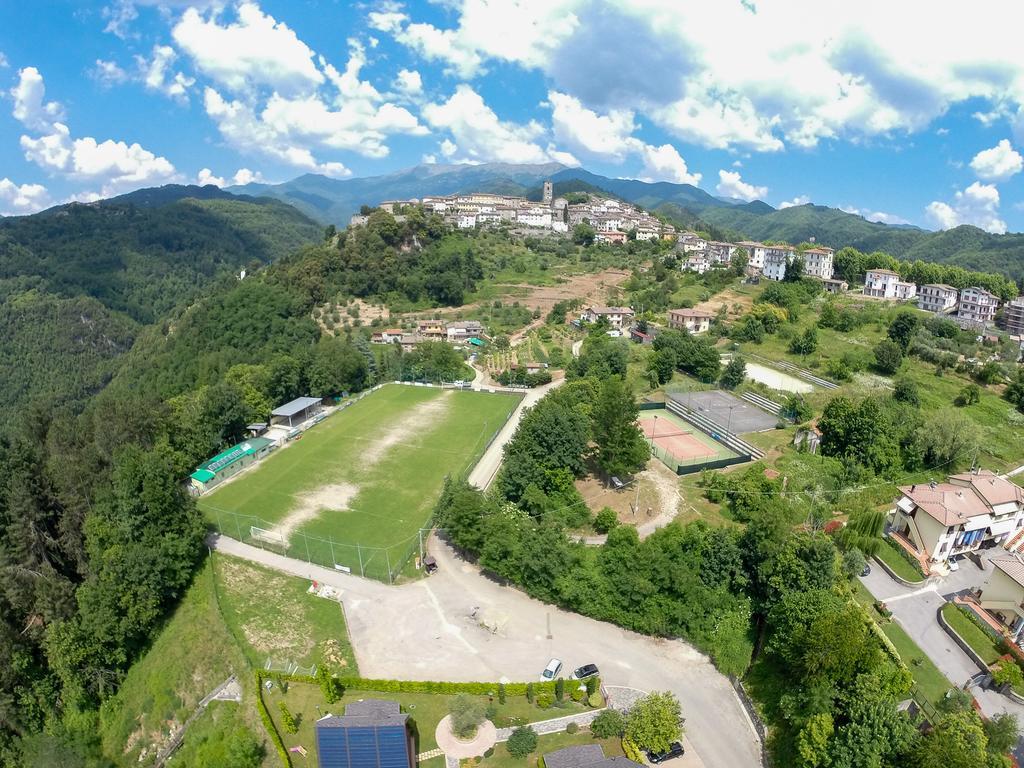 Case Vacanza Orchidea Coreglia Antelminelli Rom bilde