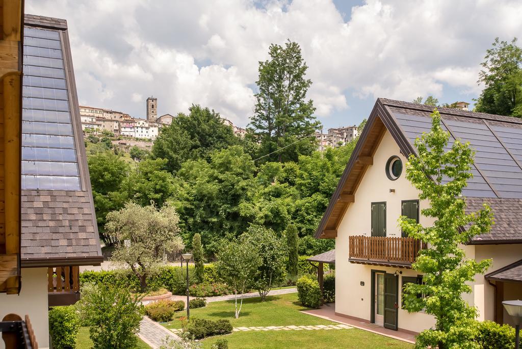 Case Vacanza Orchidea Coreglia Antelminelli Rom bilde