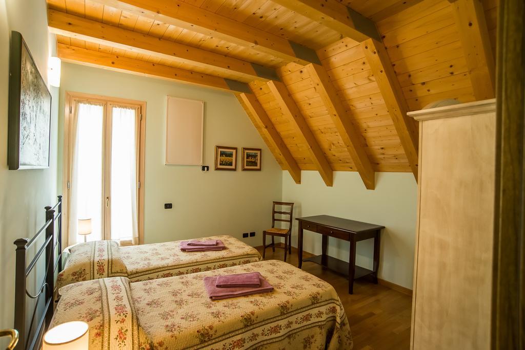 Case Vacanza Orchidea Coreglia Antelminelli Rom bilde