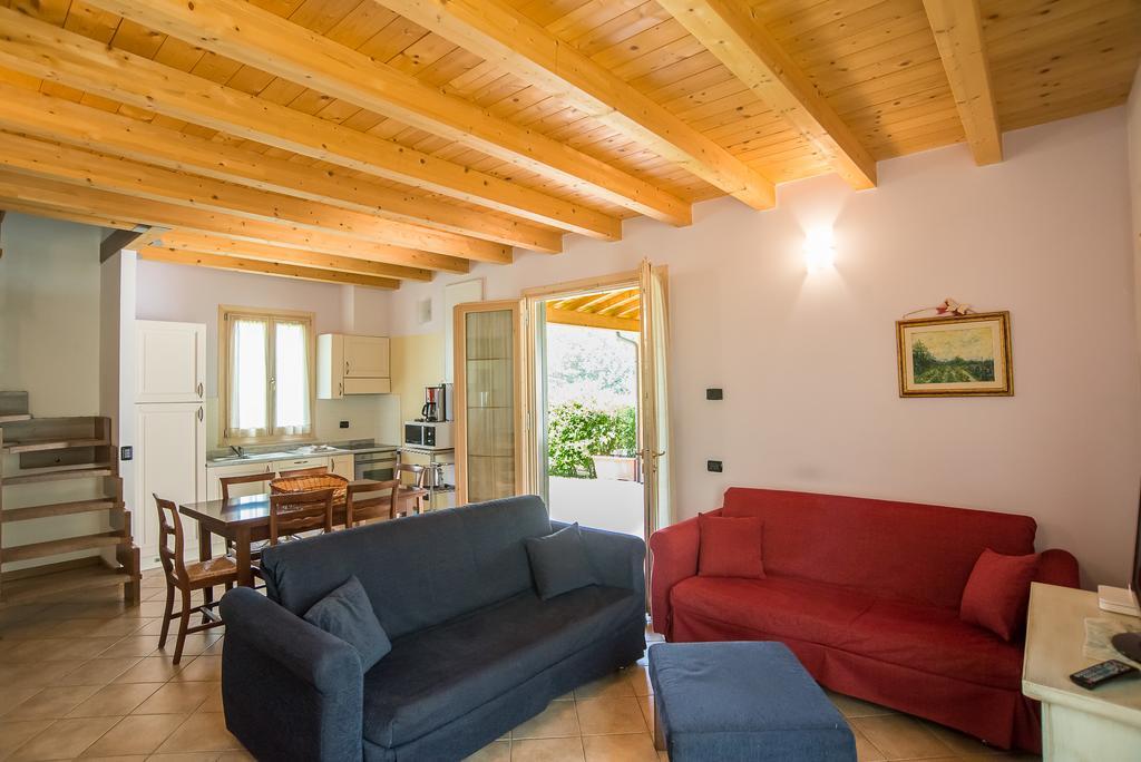 Case Vacanza Orchidea Coreglia Antelminelli Rom bilde