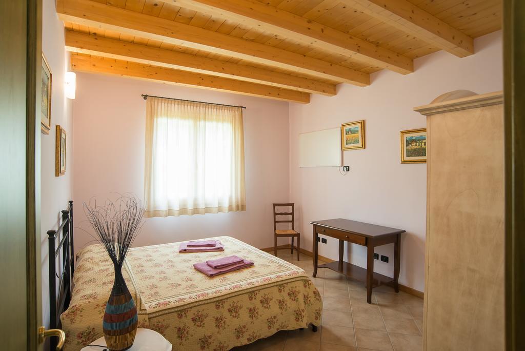 Case Vacanza Orchidea Coreglia Antelminelli Rom bilde
